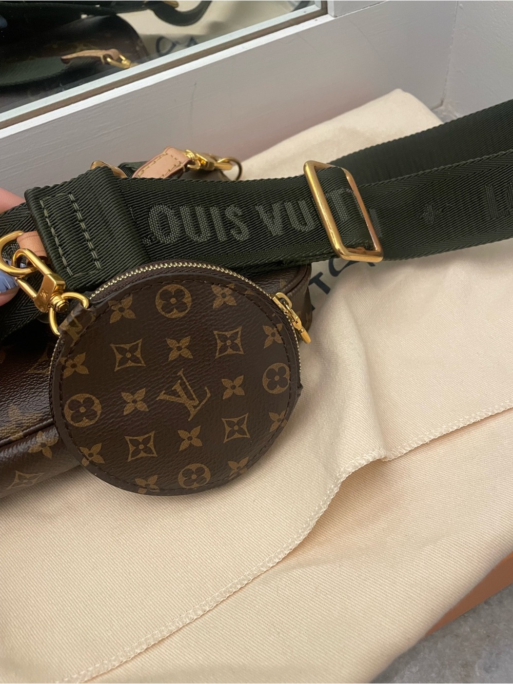 Louis Vuitton Monogram Canvas Multi-Pochette with Green Strap - Picture 5 of 8